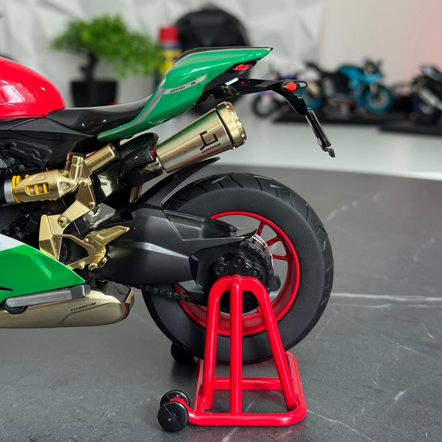Ducat 1199