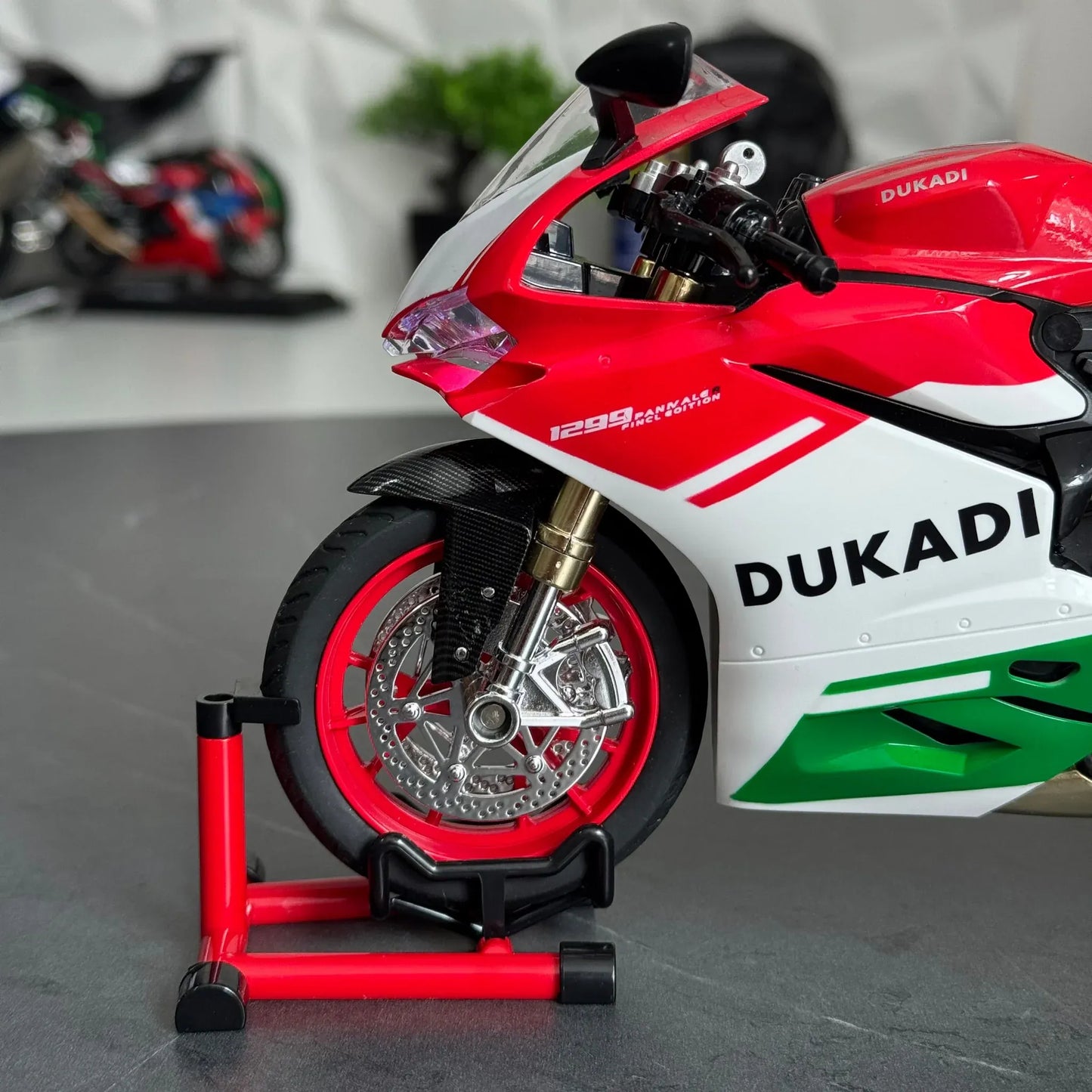 Ducat 1199