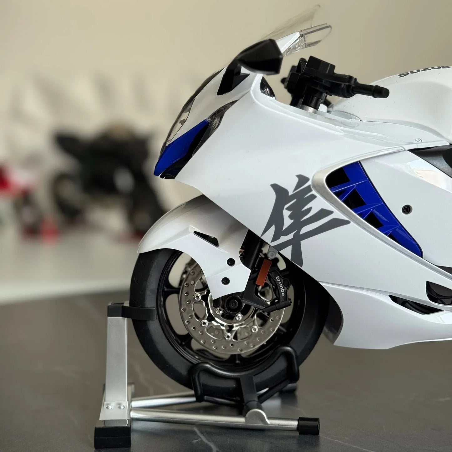 Suzuk Hayabusa GSX-1300R